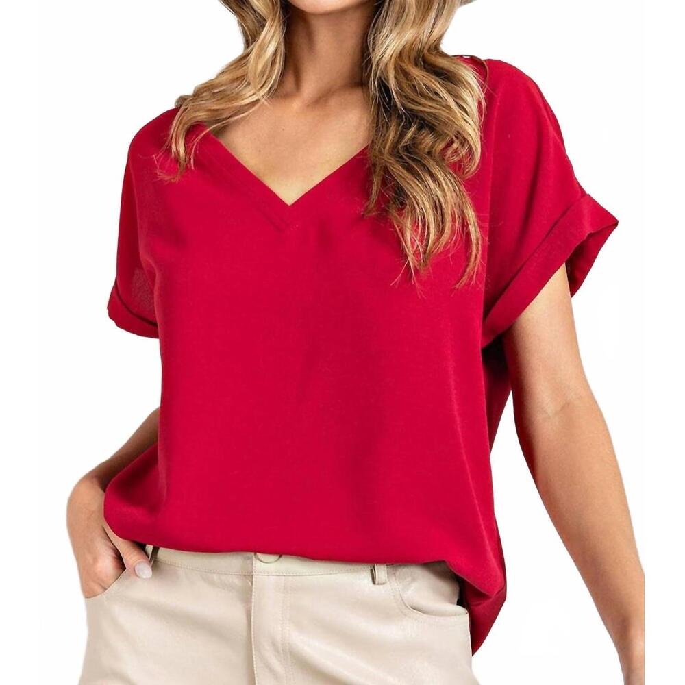 NEW EE:SOME cuffed short sleeve v-neck top in wine